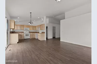 318 Emigrant Way, Fernley, NV 89408 - Photo 9