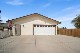221 Wildwood Dr, Fernley, NV 89408 - Photo 3