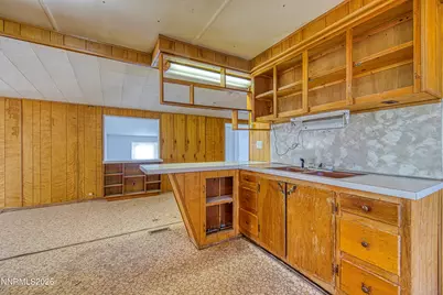 1395 Farm District Road, Fernley, NV 89408 - Photo 37