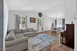 2390 Lincoln Meadows Dr, Reno, NV 89521 - Photo 11