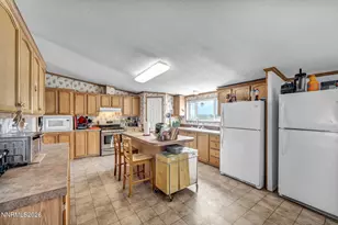 1985 Fir St, Silver Springs, NV 89429 - Photo 11