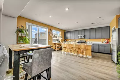 6726 Lunar Orbit Drive, Sparks, NV 89436 - Photo 5