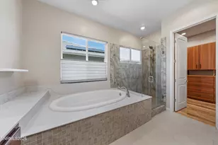 9827 Dyevera Ln, Reno, NV 89521 - Photo 33