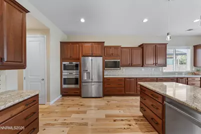 9827 Dyevera Lane, Reno, NV 89521 - Photo 19