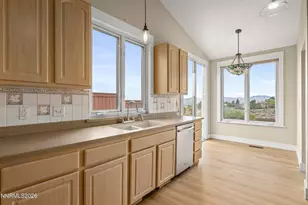 2366 Silver Ridge Dr, Reno, NV 89509 - Photo 13