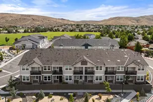 18671 Village Center Dr, Reno, NV 89508 - Photo 35
