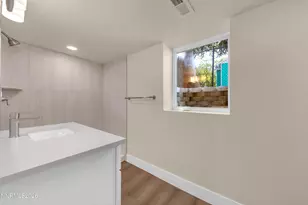 360 Roberts St, Reno, NV 89502 - Photo 23