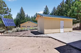 1100 Sugarloaf Rd, Chilcoot-Vinton, CA 96105 - Photo 23