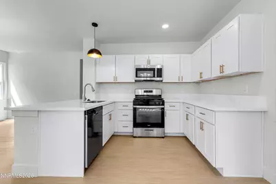 3198 Joshuapark Drive, Reno, NV 89502 - Photo 15