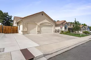 4855 Pinesprings Dr, Reno, NV 89509 - Photo 3