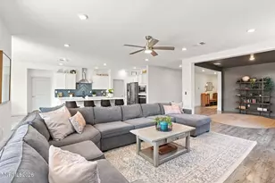 8388 Fenhollow Dr, Verdi, NV 89439 - Photo 3