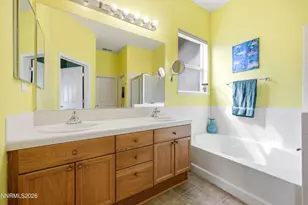 9599 Mammoth Ct, Reno, NV 89521 - Photo 17
