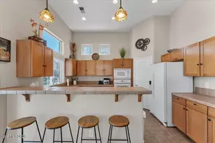 1142 Harbour Cove Ct, Sparks, NV 89434 - Photo 7