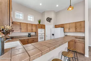 1142 Harbour Cove Ct, Sparks, NV 89434 - Photo 7