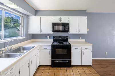 70 Smithridge Park, Reno, NV 89502 - Photo 9