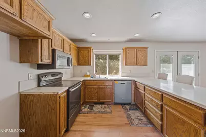 2872 Sierra Manor Drive, Minden, NV 89423 - Photo 17