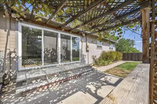 7565 Halifax Dr, Reno, NV 89506 - Photo 55