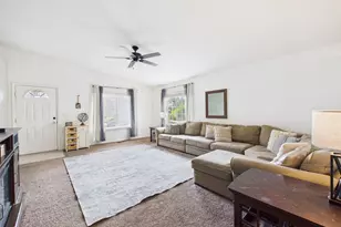 17681 Casita Ct, Reno, NV 89508 - Photo 5