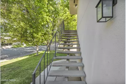 705 Jamaica Avenue #APT 4, Reno, NV 89502 - Photo 3