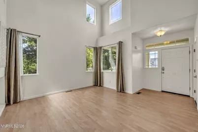 9825 Suncrest Drive, Reno, NV 89506 - Photo 5