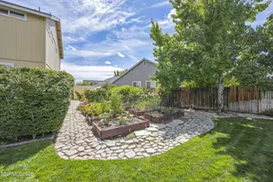 9825 Suncrest Dr, Reno, NV 89506 - Photo 55