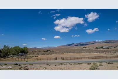 6905 Iron Mountain Boulevard, Stagecoach, NV 89429 - Photo 3