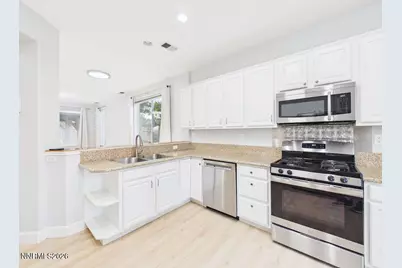 10443 Summershade Lane, Reno, NV 89521 - Photo 17