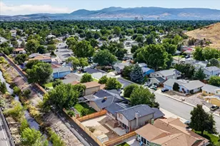 1903 Pinewood Dr, Sparks, NV 89434 - Photo 41