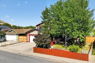 1903 Pinewood Dr, Sparks, NV 89434 - Photo 3