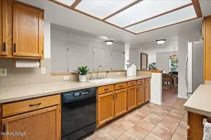2805 W Pinenut Ct, Reno, NV 89509 - Photo 11