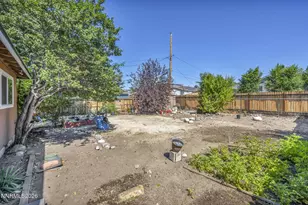 1075 Stewart St, Reno, NV 89502 - Photo 13