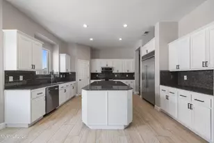 1139 Fuggles Dr, Sparks, NV 89441 - Photo 15