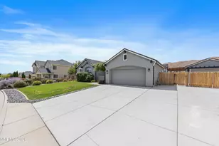 1139 Fuggles Dr, Sparks, NV 89441 - Photo 57