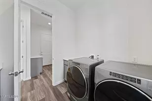 7348 Oakmont Ln, Sparks, NV 89436 - Photo 21