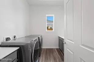 7348 Oakmont Ln, Sparks, NV 89436 - Photo 21
