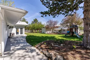 990 Del Monte Ln, Reno, NV 89511 - Photo 37