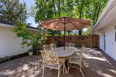 990 Del Monte Lane, Reno, NV 89511 - Photo 33