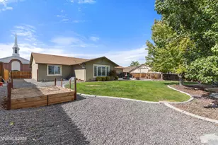 920 Mercedes Dr, Sparks, NV 89441 - Photo 29