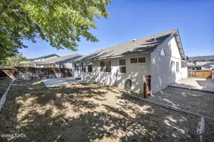 5125 Lorenzo Ln, Sparks, NV 89436 - Photo 9
