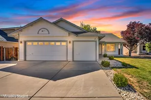 5125 Lorenzo Ln, Sparks, NV 89436 - Photo 1