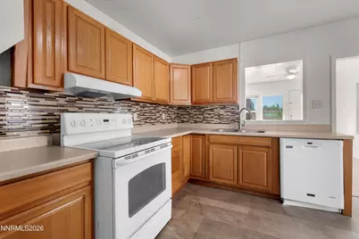 1725 C Street, Sparks, NV 89431 - Photo 7