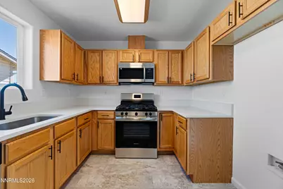 110 Kramer Way, Dayton, NV 89403 - Photo 13