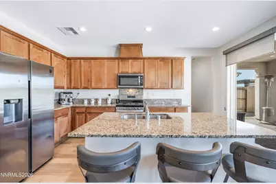 8007 Furnace Creek Drive, Sparks, NV 89436 - Photo 17
