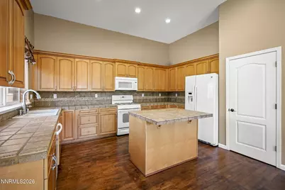 1756 Walnut Drive, Fernley, NV 89408 - Photo 9