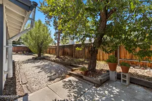 911 Birchwood Cir, Sparks, NV 89434 - Photo 25