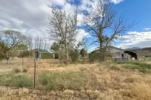 12385 Phyliss Ln, Golconda, NV 89414 - Photo 7