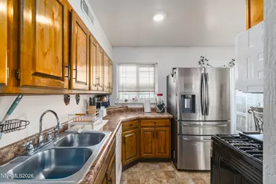 1460 Russell Way, Sparks, NV 89431 - Photo 11