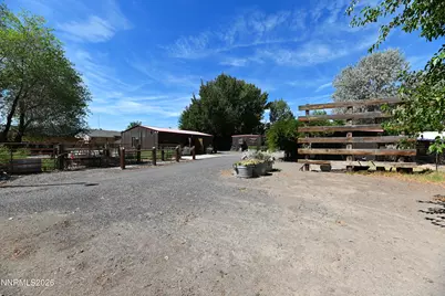 370 Miller Lane, Fernley, NV 89408 - Photo 13
