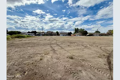 466 S Whitacre Street, Yerington, NV 89447 - Photo 3