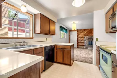 4125 Edrie Drive, Reno, NV 89502 - Photo 9